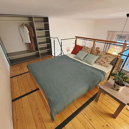 Stefanka Apartment Old Town Братислава Екстериор снимка